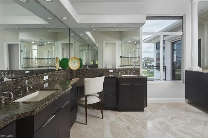 319 Lagoon Ave, Naples, Florida 34108