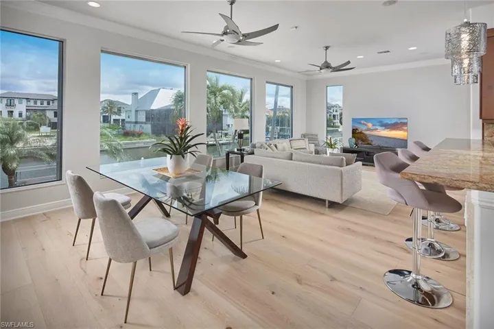 319 Lagoon Ave, Naples, Florida 34108