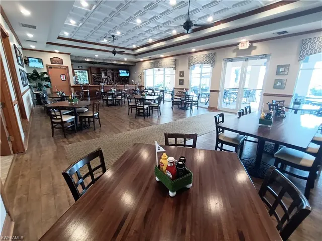 Arrowhead Public Golf Course and Restaurant