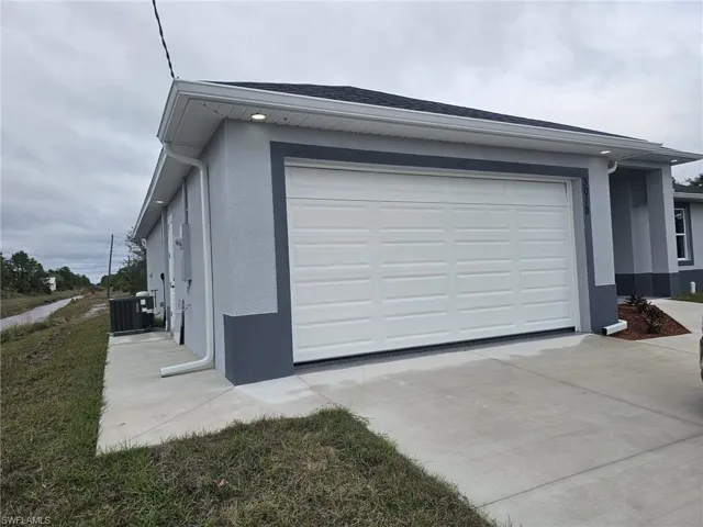 Garage with central air condition unit