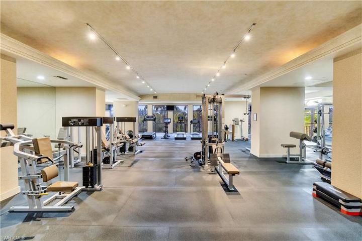 Very Complete And Updated Fitness Center