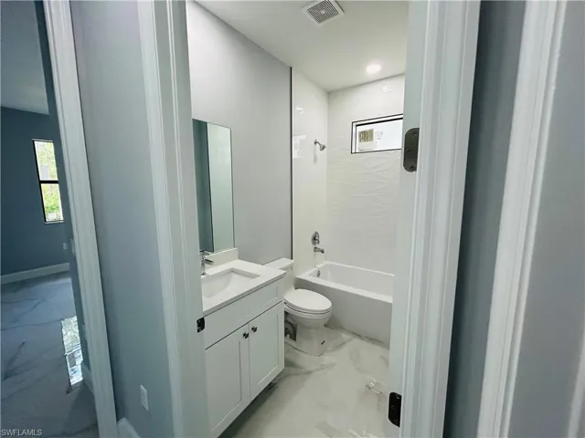4302 E 9th  ST, Lehigh Acres, FL 33972