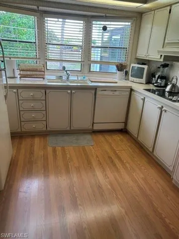 706  Charlemagne  BLVD, Naples, FL 34112