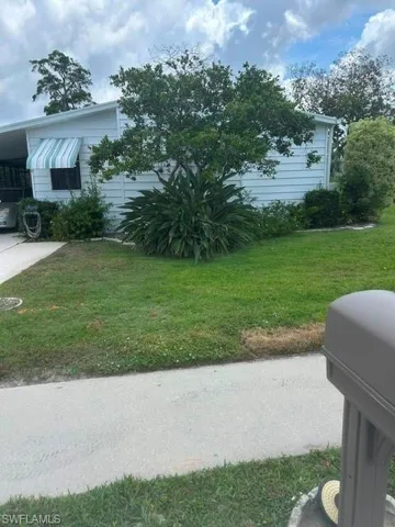 706  Charlemagne  BLVD, Naples, FL 34112