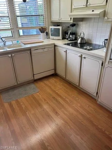 706  Charlemagne  BLVD, Naples, FL 34112