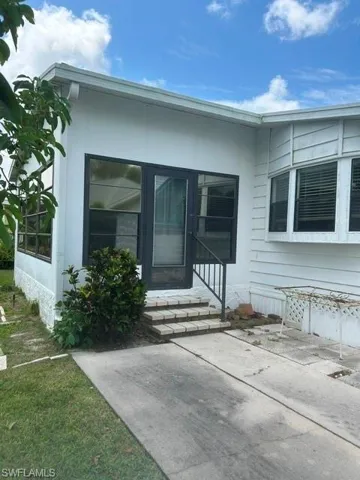 706  Charlemagne  BLVD, Naples, FL 34112
