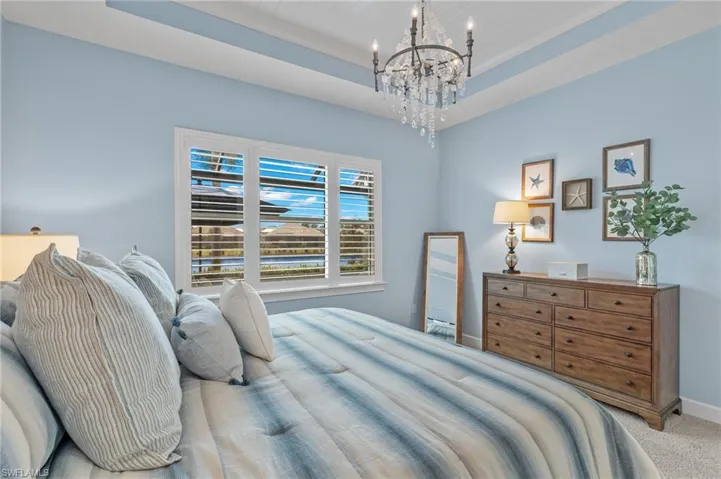 7023  Dominica  DR, Naples, FL 34113