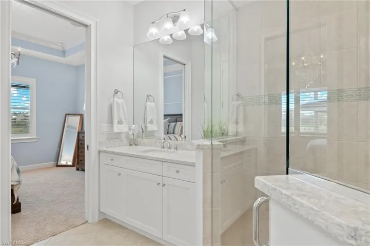 7023  Dominica  DR, Naples, FL 34113