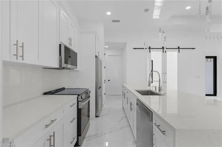 1817 Kismet Pkwy W, Cape Coral, Florida 33993