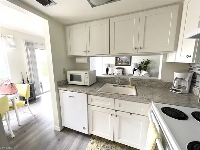 3308 Royal Canadian Trce # 3, Fort Myers Fl 33907