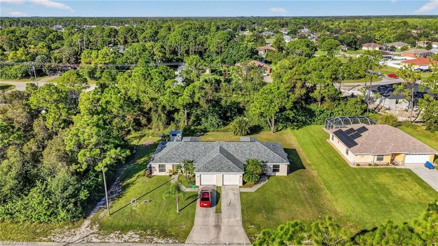 Aerial view of property and surrounding area