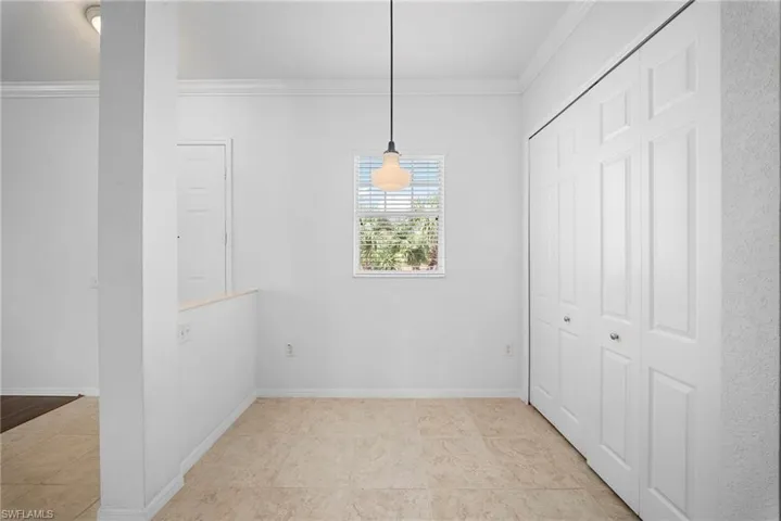 970 Peggy Cir 604, Naples, Florida 34113