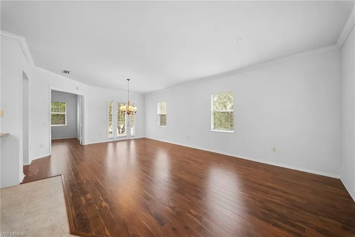 970 Peggy Cir 604, Naples, Florida 34113