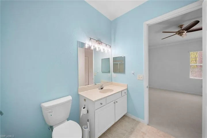 970 Peggy Cir 604, Naples, Florida 34113