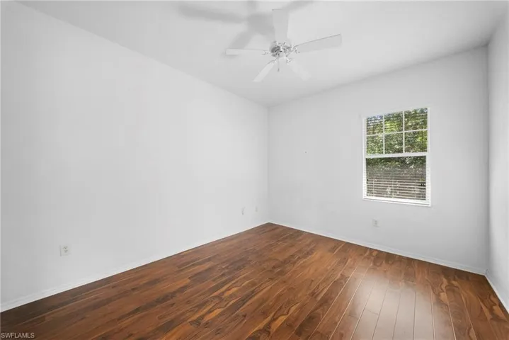 970 Peggy Cir 604, Naples, Florida 34113