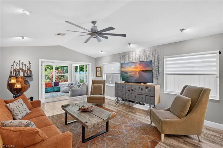 691 100th Ave N, Naples, Florida 34108
