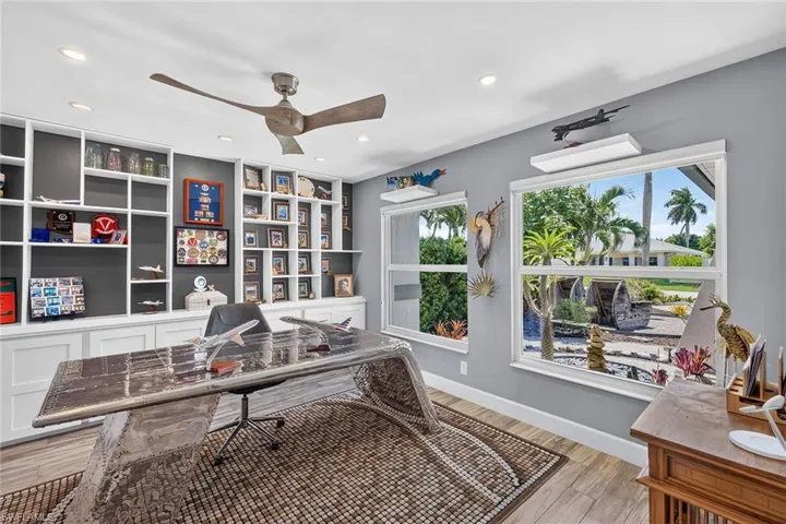 691 100th Ave N, Naples, Florida 34108