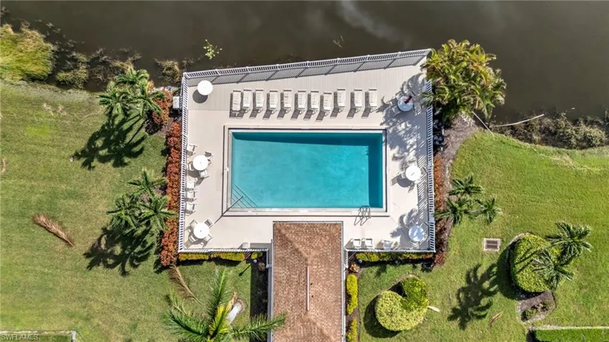 Birds eye view of pool