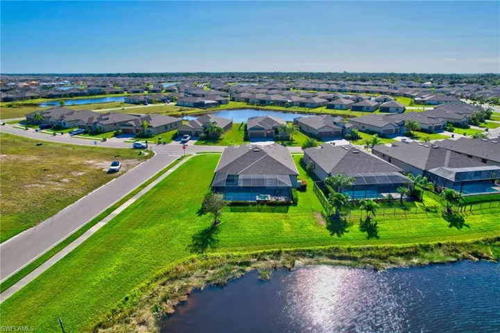 14500  Palamos  CIR, Fort Myers, FL 33905