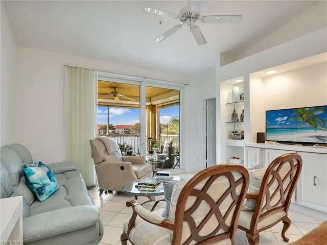 6900  Huntington Lakes  CIR, Naples, FL 34119