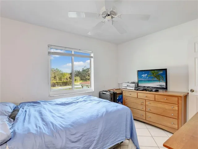 6900  Huntington Lakes  CIR, Naples, FL 34119