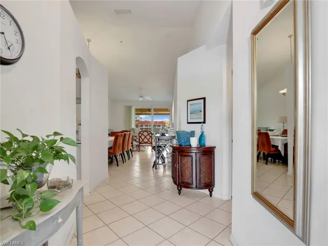 6900  Huntington Lakes  CIR, Naples, FL 34119