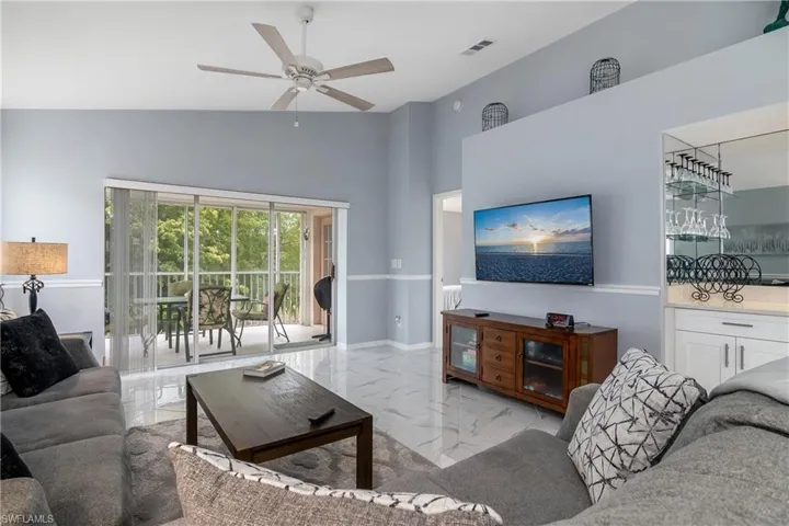 1012 Mainsail S # 322, Naples Fl 34114