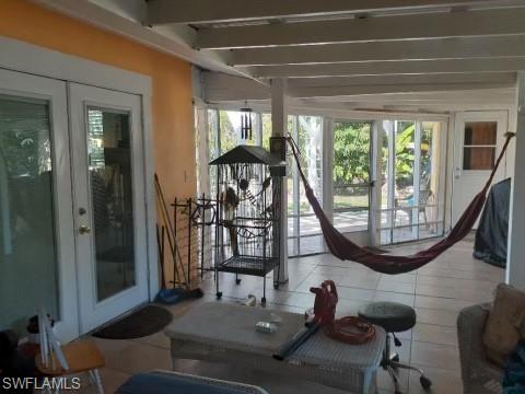 Lanai Connection between cottages