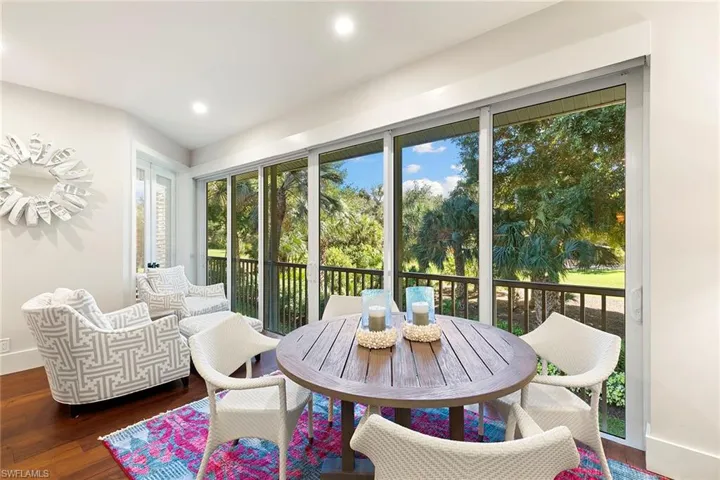 8456  Abbington  CIR, Naples, FL 34108