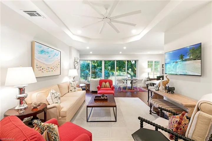 8456  Abbington  CIR, Naples, FL 34108