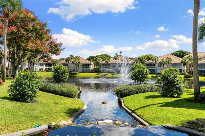 8456  Abbington  CIR, Naples, FL 34108