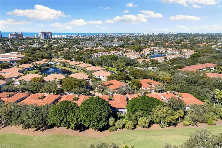 8456  Abbington  CIR, Naples, FL 34108