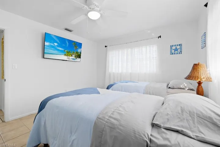 4530 Underwood Dr, Fort Myers, Florida 33905