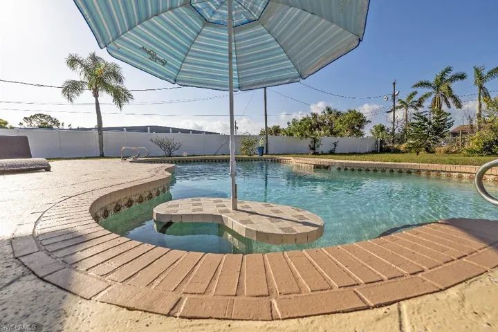 4530 Underwood Dr, Fort Myers, Florida 33905