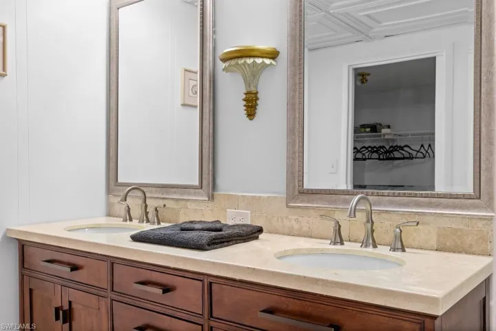 4530 Underwood Dr, Fort Myers, Florida 33905