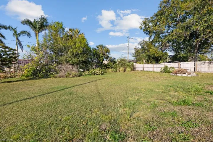 4530 Underwood Dr, Fort Myers, Florida 33905