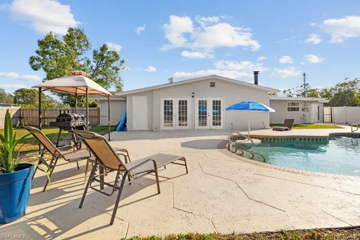 4530 Underwood Dr, Fort Myers, Florida 33905