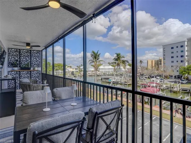 Lanai overlooking the canal