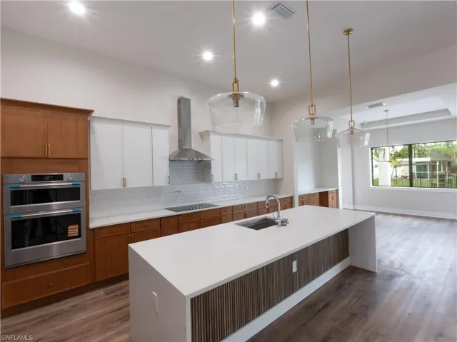 1257 22nd Ave N, Naples, Florida 34103