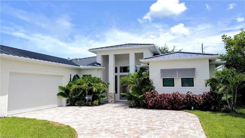 1257 22nd Ave N, Naples, Florida 34103