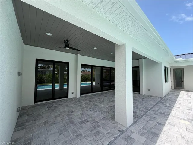1257 22nd Ave N, Naples, Florida 34103