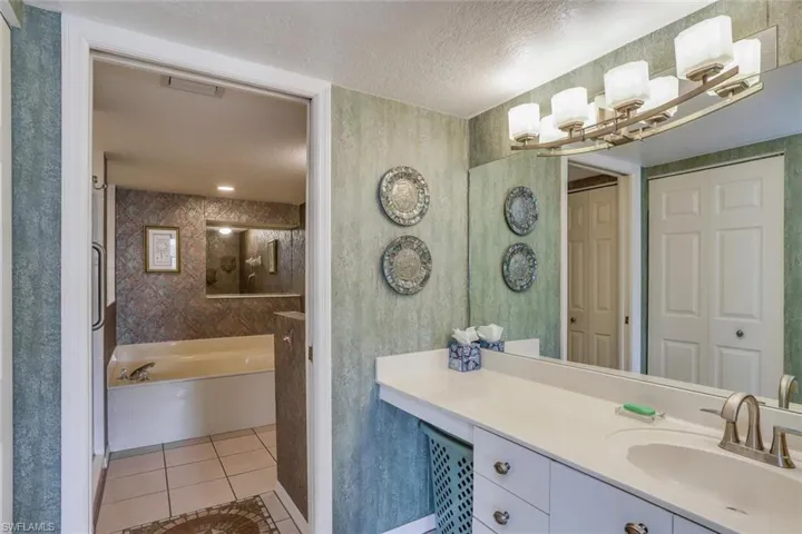 4190  Tequesta  DR, Estero, FL 33928