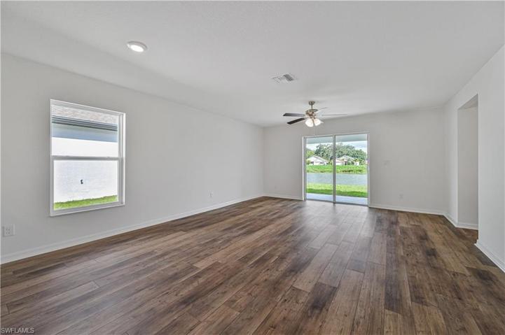 1461  Bush W ST, Immokalee, FL 34142