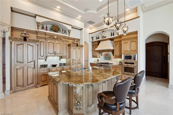 950 Giralda Ct, Marco Island, Florida 34145