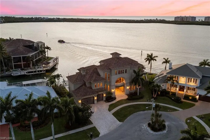 950 Giralda Ct, Marco Island, Florida 34145
