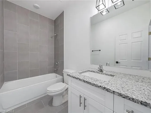 2206 Leda Ave S, Lehigh Acres, Florida 33973