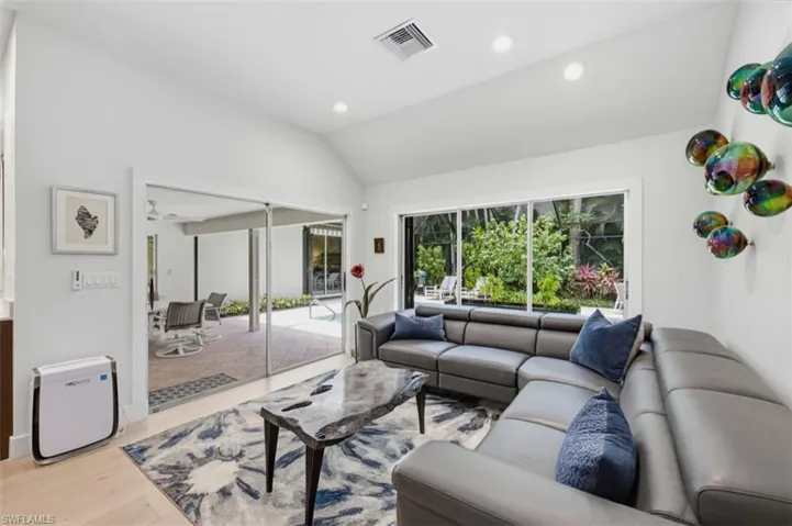 512 Turtle Hatch Rd, Naples, Florida 34103