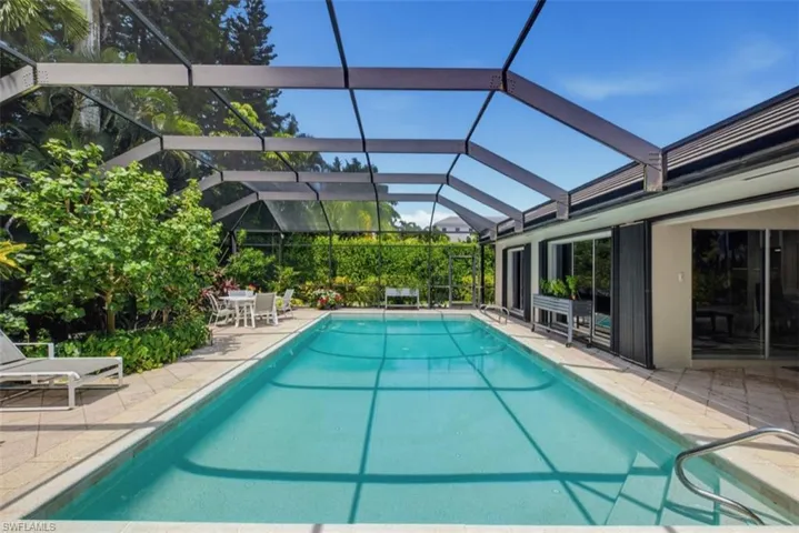 512 Turtle Hatch Rd, Naples, Florida 34103