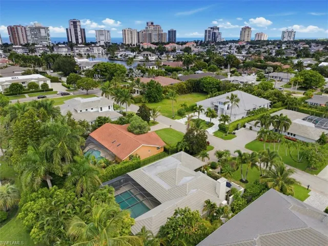 512 Turtle Hatch Rd, Naples, Florida 34103