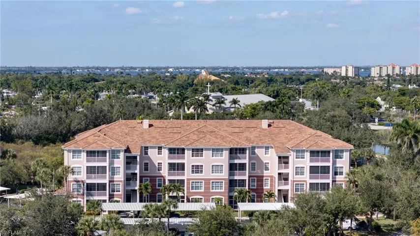 Aerial view of apartment complex / building